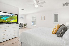 Just North of Historic St Aug Patio Garage BBQ