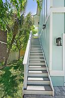 Downtown St Augustine Apt Smart TV Pack N Play
