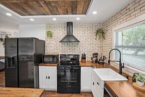 Beautiful Kitchen BBQ Outdoor Dining Big Yard