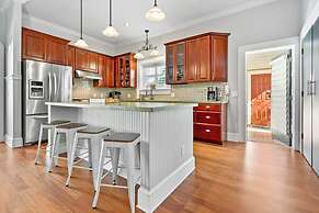 Beach House Pool Golf Cart Game Room BBQ