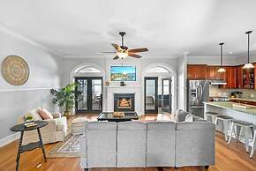 Beach House Pool Golf Cart Game Room BBQ