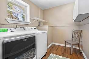 Beach House Pool Golf Cart Game Room BBQ