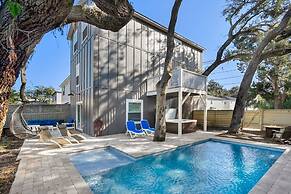 Pool Spa Downtown by Beach FOY Add Golf Cart