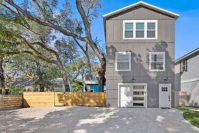 Pool Spa Downtown by Beach FOY Add Golf Cart