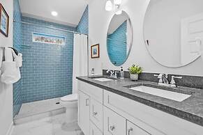 Pool Spa Downtown by Beach FOY Add Golf Cart