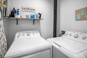 Pool Spa Downtown by Beach FOY Add Golf Cart