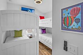 Pool Spa Downtown by Beach FOY Add Golf Cart