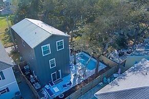 Pool Spa Downtown by Beach FOY Add Golf Cart