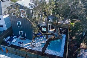 Pool Spa Downtown by Beach FOY Add Golf Cart