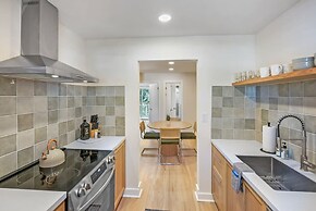 Walk Downtown Free Parking By Conch House Games