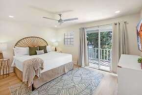 Walk Downtown Free Parking By Conch House Games