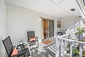 Walk Downtown Free Parking By Conch House Games