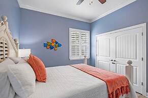 Pool Steps to Sand Near Downtown Beach Gear