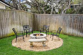 Pool Steps to Sand Near Downtown Beach Gear