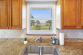 Oceanfront in St Aug Beach Patio BBQ Smart TVs