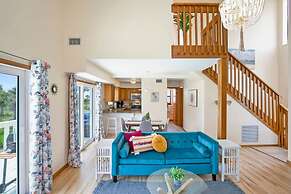 Oceanfront in St Aug Beach Patio BBQ Smart TVs