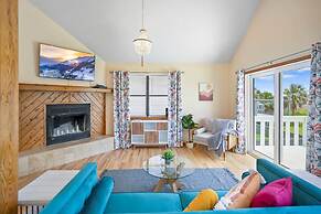 Oceanfront in St Aug Beach Patio BBQ Smart TVs