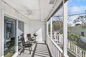 Walk Downtown By Conch House Free Parking Games