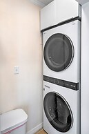 Walk Downtown By Conch House Free Parking Games