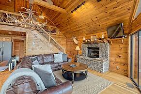 Hot Tub 3 Fireplaces Mountain Views Game Room