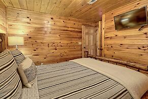 Hot Tub 3 Fireplaces Mountain Views Game Room