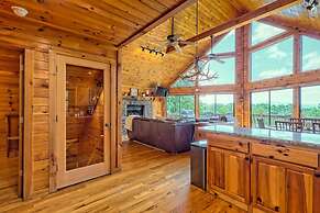 Hot Tub 3 Fireplaces Mountain Views Game Room