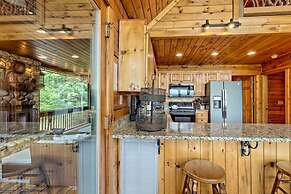 Hot Tub 3 Fireplaces Mountain Views Game Room