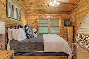 Hot Tub 3 Fireplaces Mountain Views Game Room