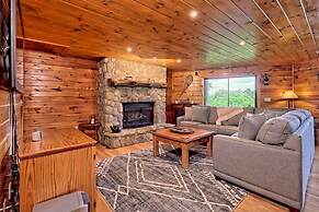 Hot Tub 3 Fireplaces Mountain Views Game Room