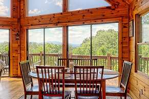 Hot Tub 3 Fireplaces Mountain Views Game Room