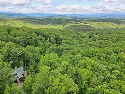 Hot Tub 3 Fireplaces Mountain Views Game Room