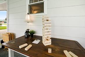 Qt Cottage on Dunn s Creek Fire Pit Kayaks