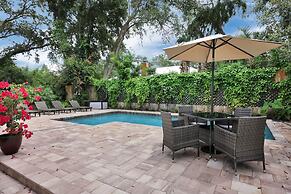 Welcome Basket Pool By Beach Fire Pit BBQ PS4