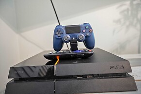 Welcome Basket Pool By Beach Fire Pit BBQ PS4
