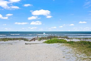 Welcome Basket Pool By Beach Fire Pit BBQ PS4
