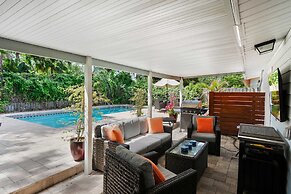 Welcome Basket Pool By Beach Fire Pit BBQ PS4