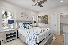 Steps to Ice Plant Downtown Fire Pit Parking