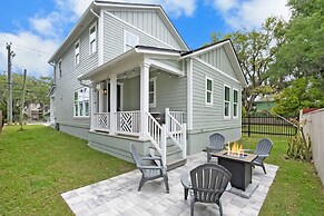 Steps to Ice Plant Downtown Fire Pit Parking