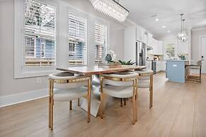 Steps to Ice Plant Downtown Fire Pit Parking