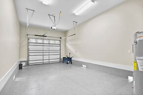 Steps to Ice Plant Downtown Fire Pit Parking