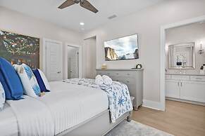 Steps to Ice Plant Downtown Fire Pit Parking