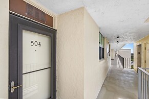 Vast Oceanfront Views Pool Patio Tennis