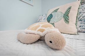 Vast Oceanfront Views Pool Patio Tennis