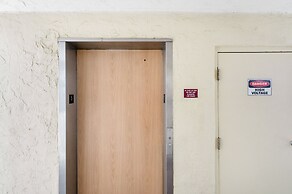 Vast Oceanfront Views Pool Patio Tennis