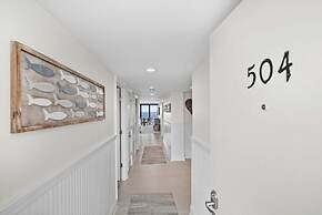 Vast Oceanfront Views Pool Patio Tennis