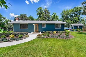 Lakeside Water View Kayak BBQ Grill Fire Pit