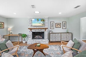 Lakeside Water View Kayak BBQ Grill Fire Pit