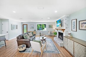 Lakeside Water View Kayak BBQ Grill Fire Pit