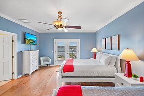 Waterfront Home w Patio Heated Pool Dock Beach