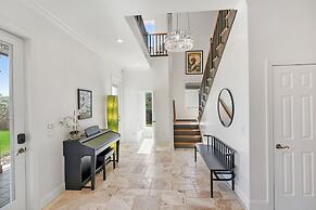 Waterfront Home w Patio Heated Pool Dock Beach